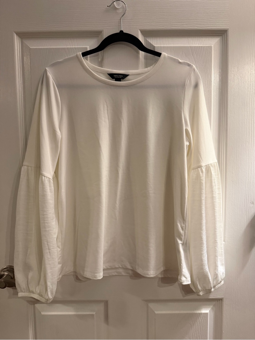Simply Vera Vera Wang Cream Long-Sleeve Balloon-Sleeve Tee